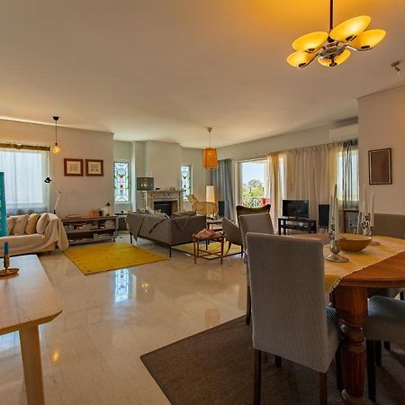 Spacious Apartment In Kavouri Афіни Екстер'єр фото