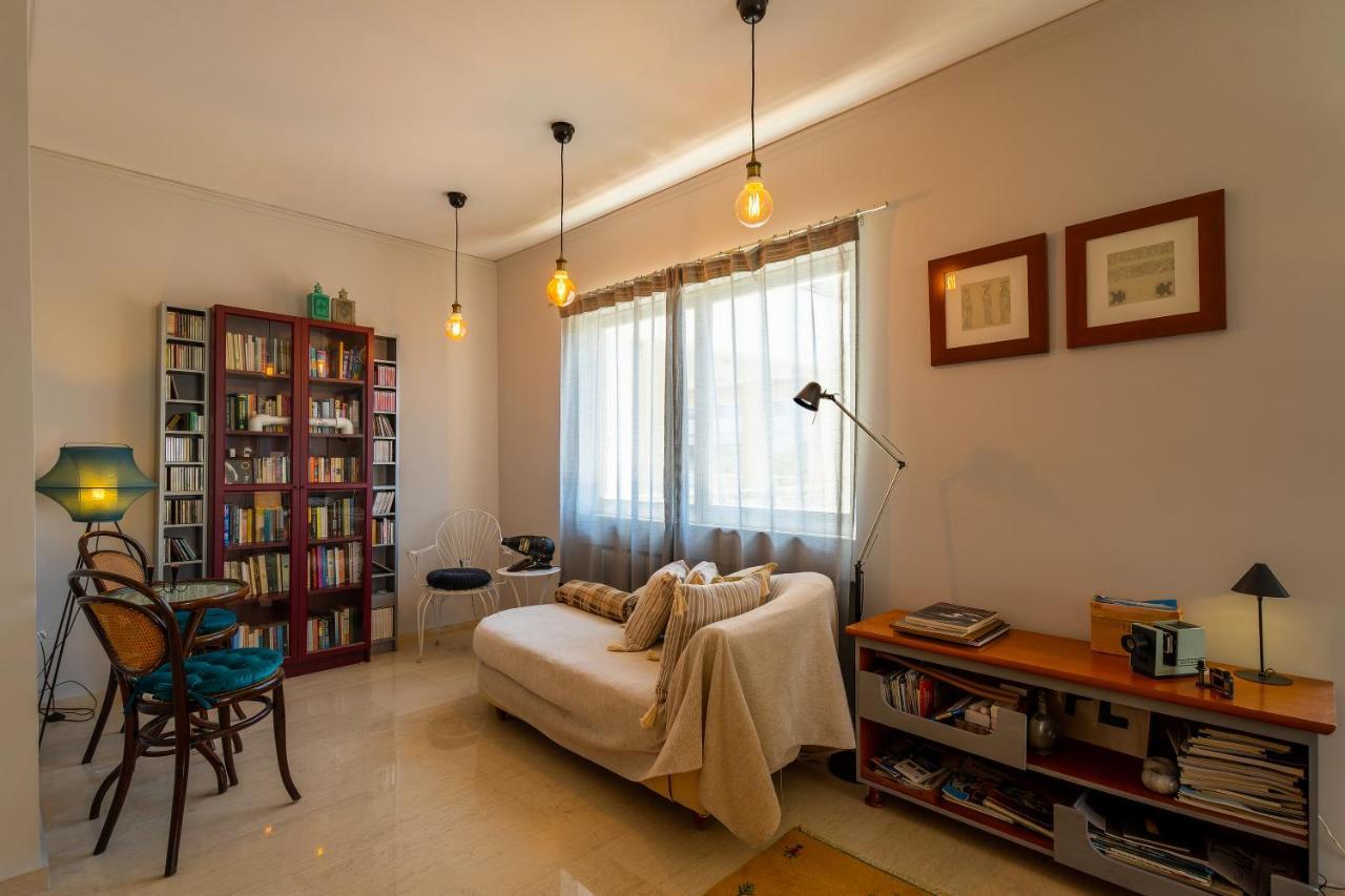 Spacious Apartment In Kavouri Афіни Екстер'єр фото