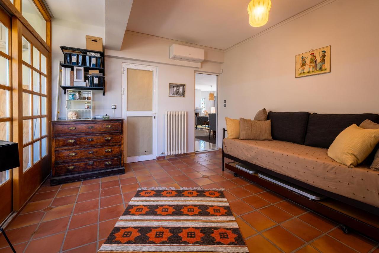 Spacious Apartment In Kavouri Афіни Екстер'єр фото